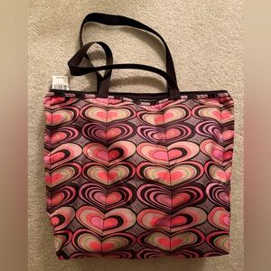 NWT lesportsac Heart Pattern Tote Bag